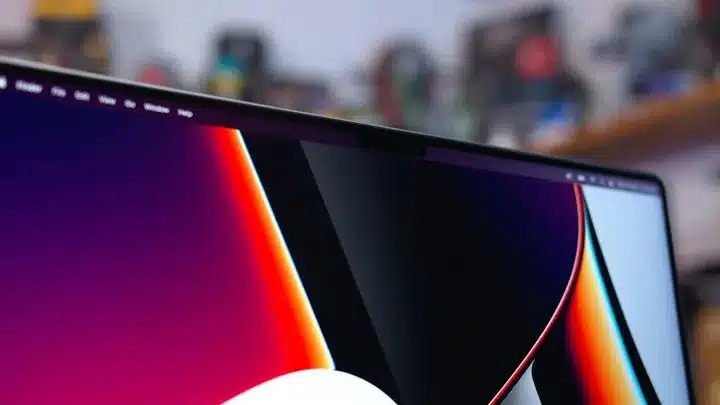 MacBook Air avec écran OLED