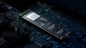 Samsung révolutionne l'industrie avec la première mémoire HBM3E à 12 piles